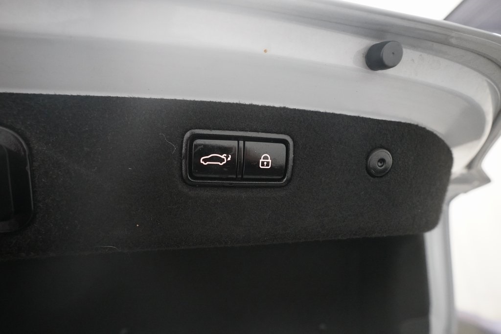 2021 Genesis G70 3.3T photo 11