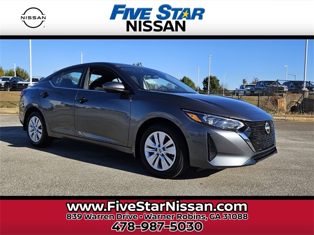 2025 Nissan Sentra S's photo