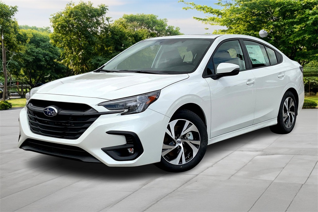 2025 Subaru Legacy Premium's photo