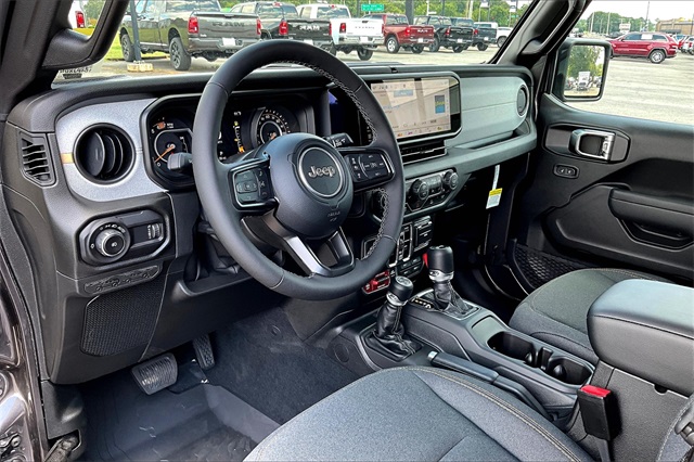 2025 Jeep Wrangler Willys photo 6