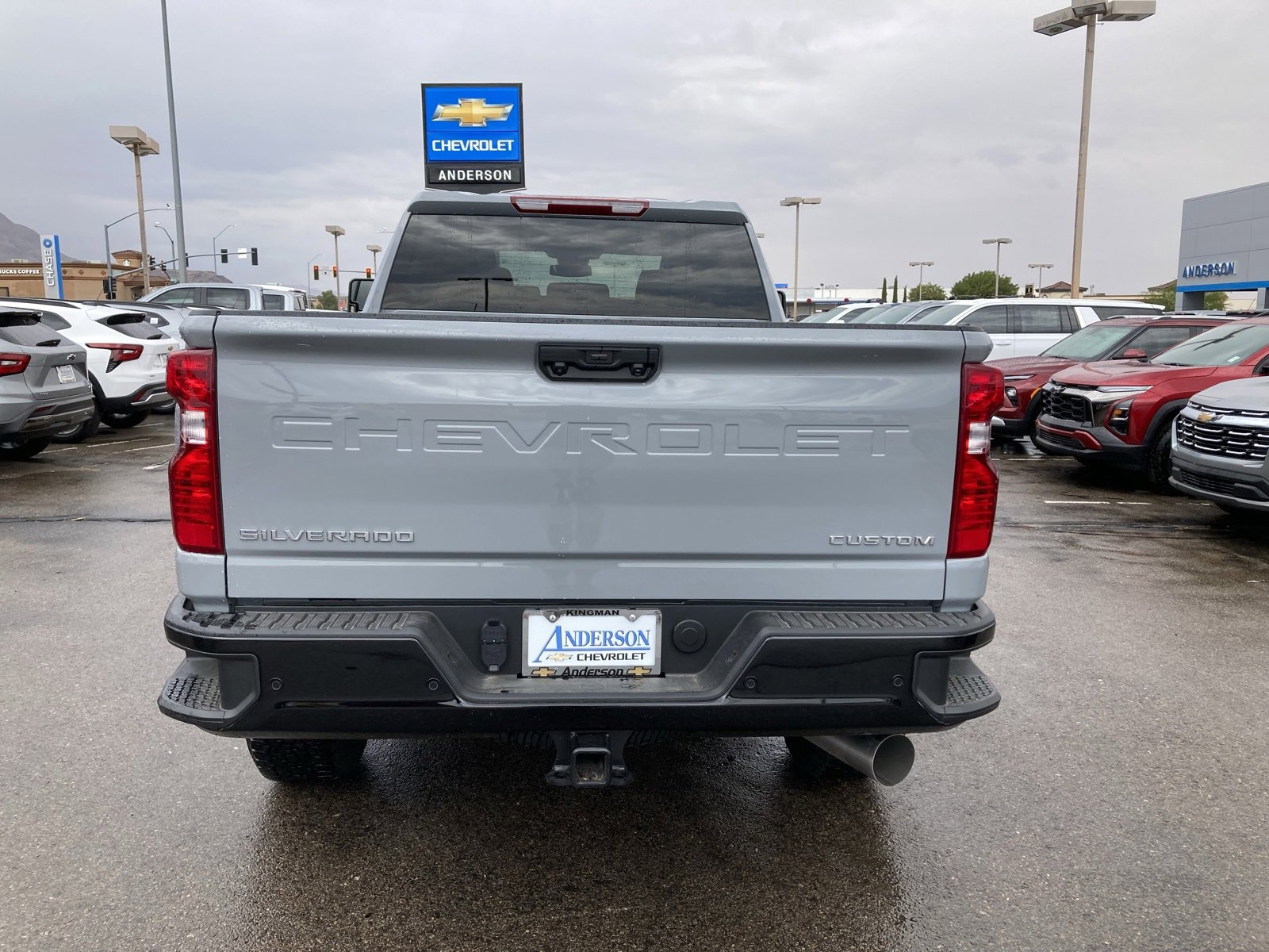 2025 Chevrolet Silverado 2500HD Custom photo 4