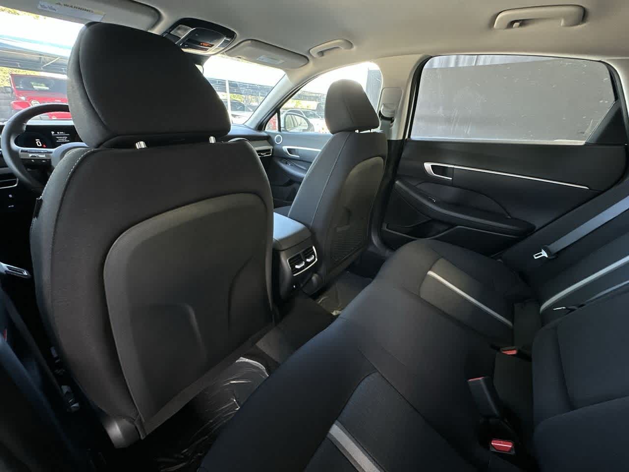 2025 Hyundai Sonata Hybrid SEL photo 22