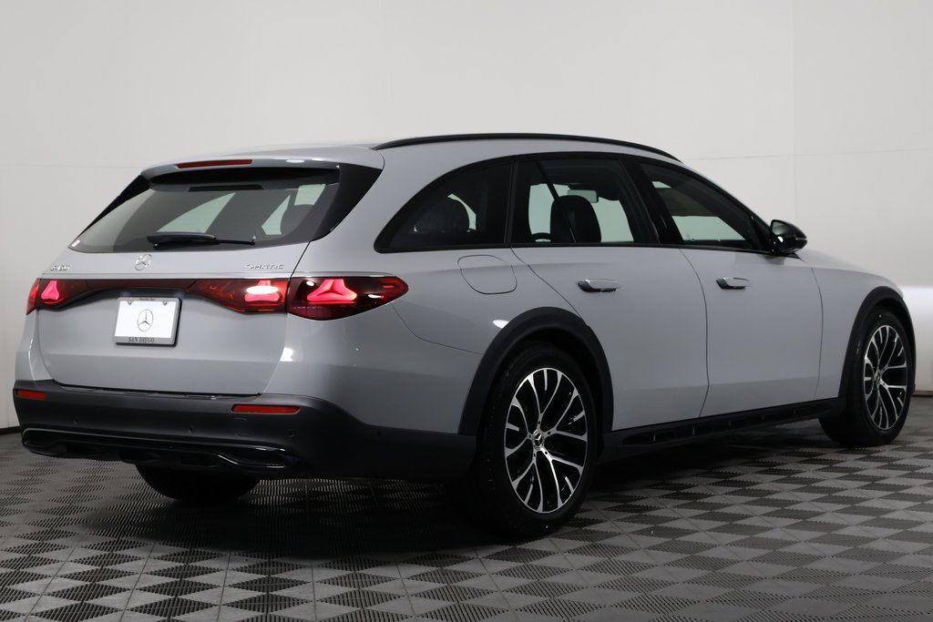2025 Mercedes Benz E 450 4MATIC All-Terrain photo 2