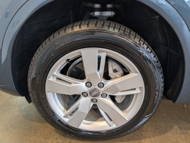 2018 Audi Q5 2.0T Premium Plus photo 8