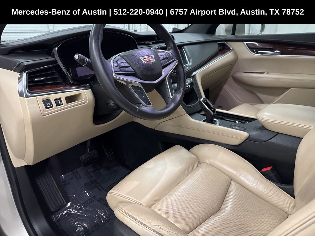 2017 Cadillac XT5 Luxury photo 4