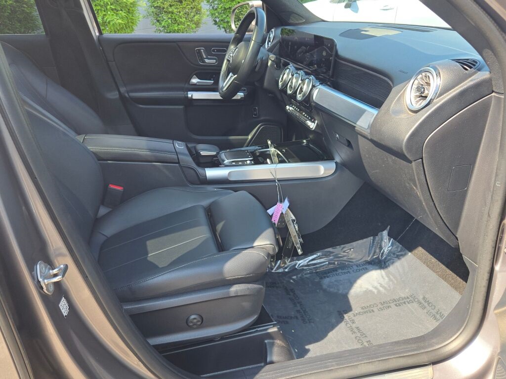 2022 Mercedes Benz GLB 250 4MATIC photo 8