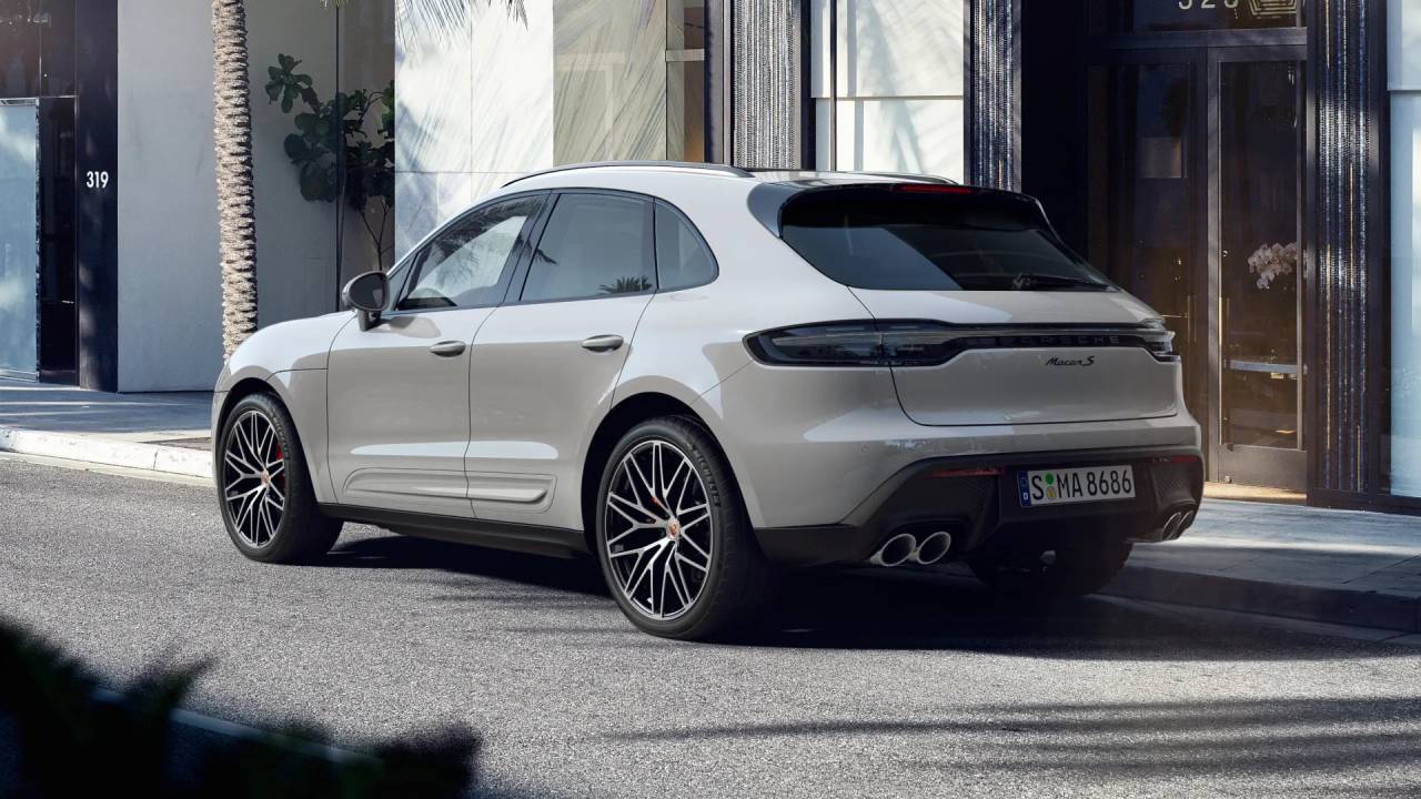 2025 Porsche Macan S photo 3