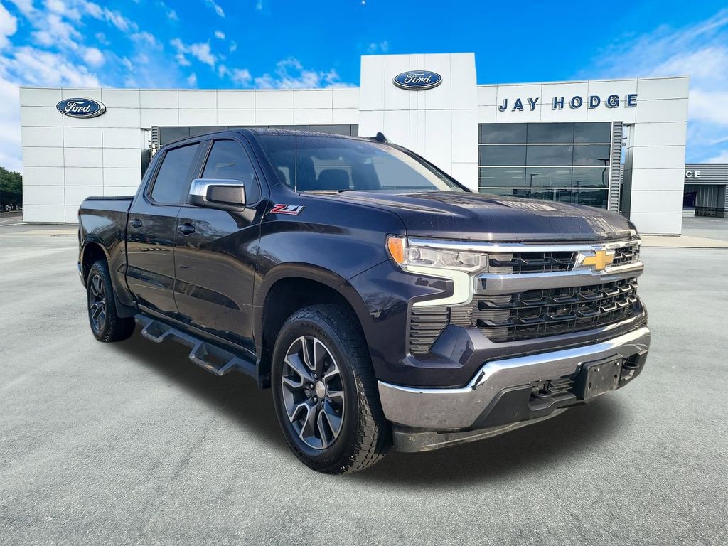 2022 Chevrolet Silverado 1500 LT's photo