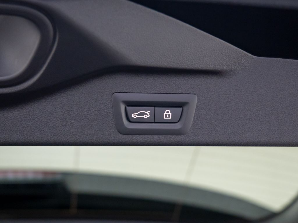 2023 Bmw X5 xDrive45e photo 31