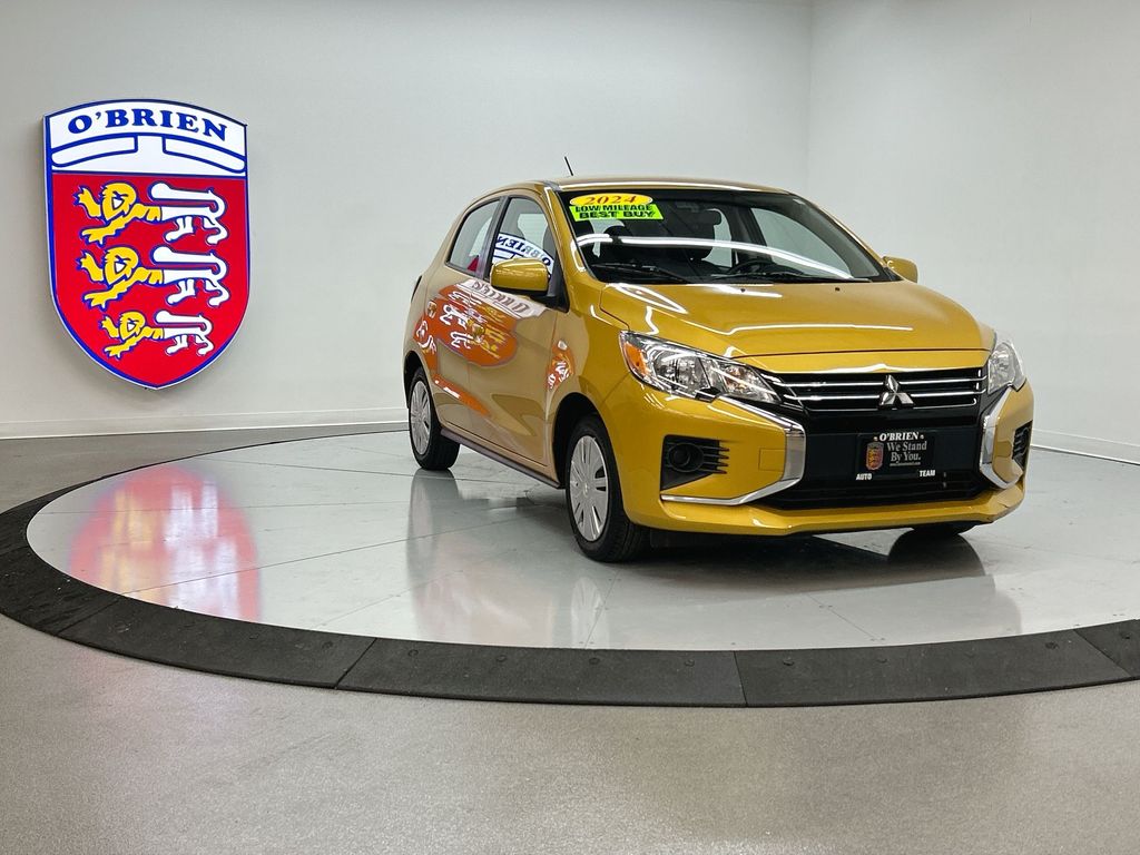 2024 Mitsubishi Mirage ES's photo