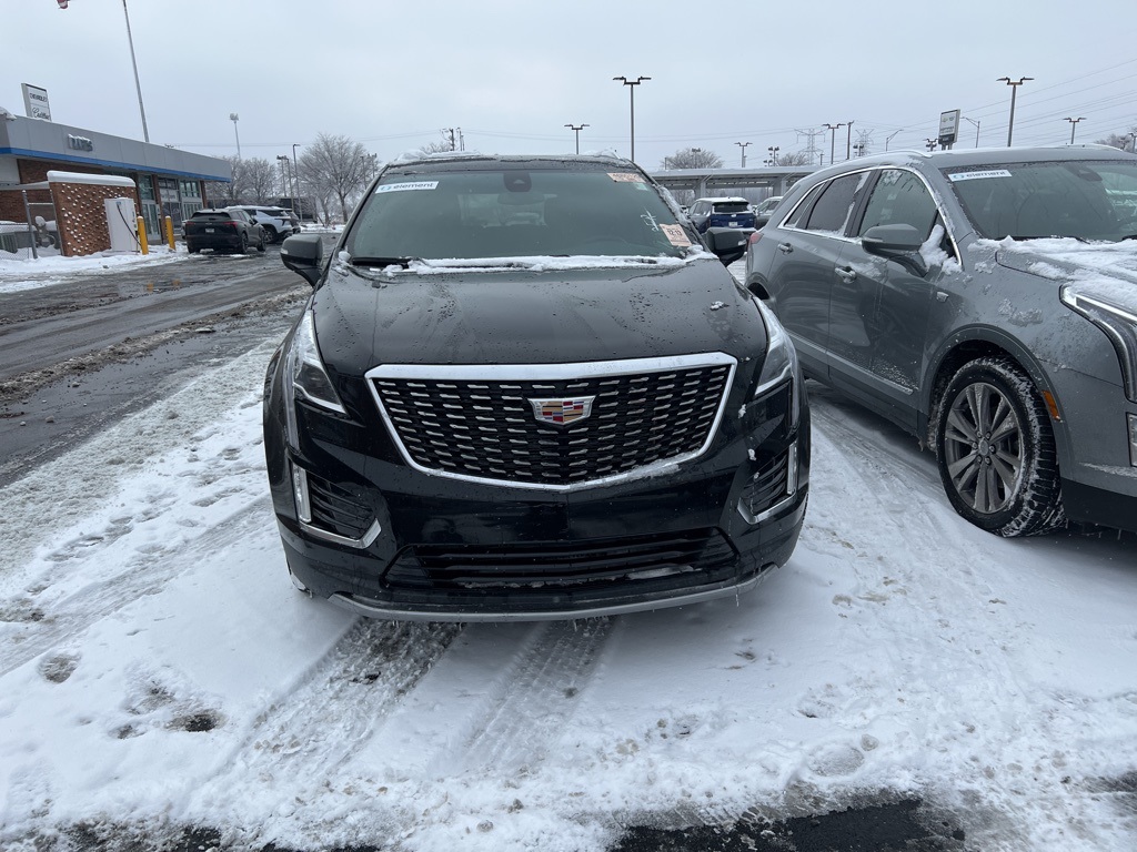 2025 CADILLAC XT5 - Image 3
