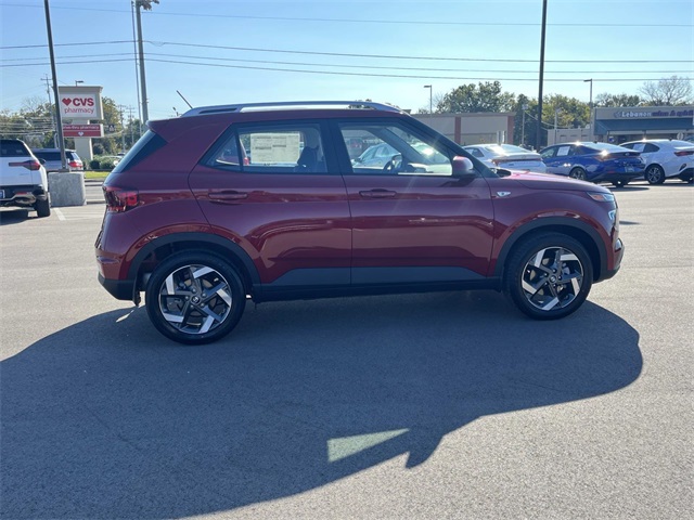 2026 Hyundai Venue SEL photo 4