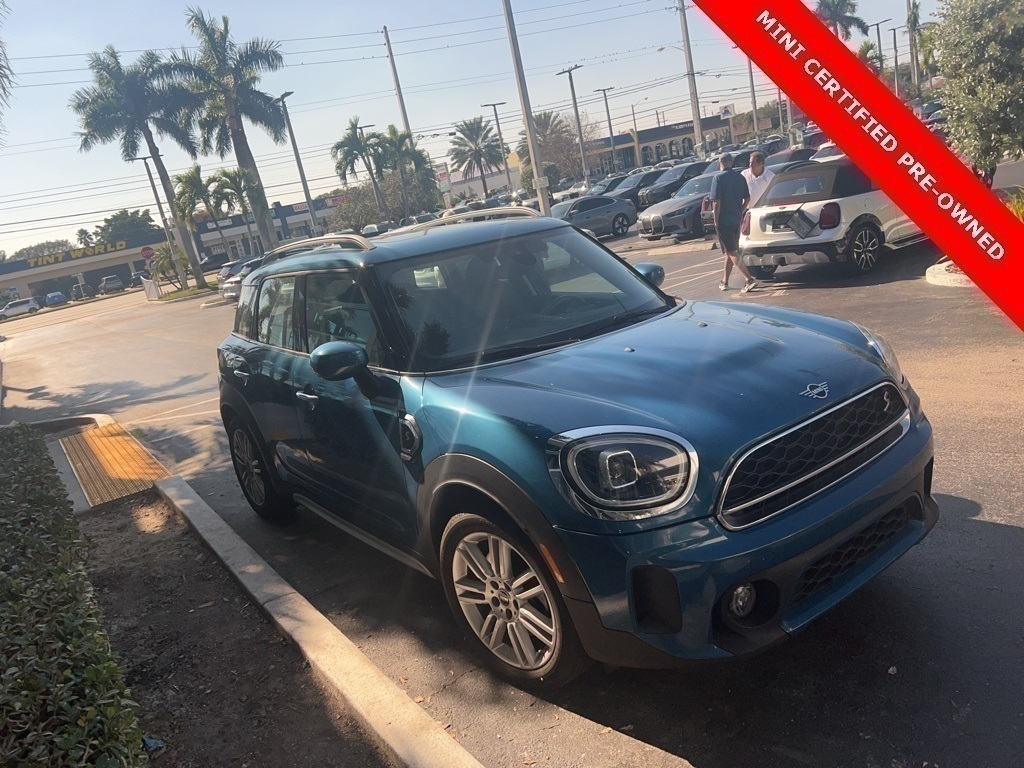 2023 MINI Countryman S's photo