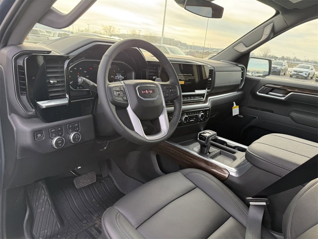 2026 GMC SIERRA - Image 17