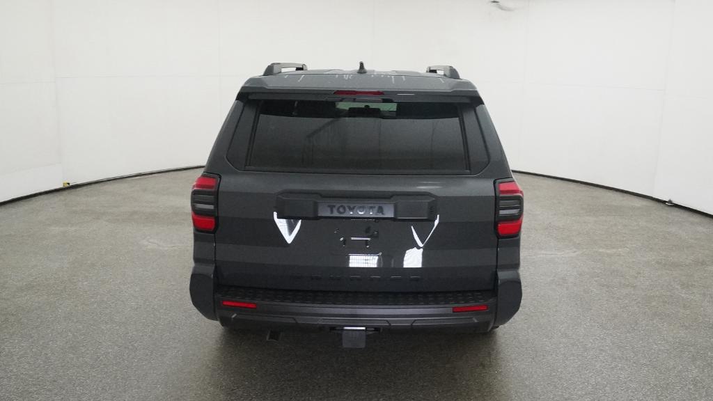 2025 Toyota 4Runner SR5 photo 18