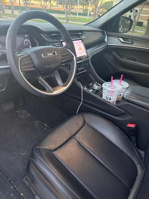 2024 Jeep Grand Cherokee Limited photo 4
