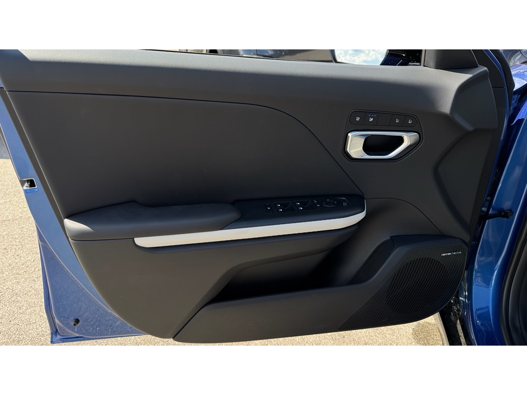 2025 Kia K4 GT-Line Turbo photo 20
