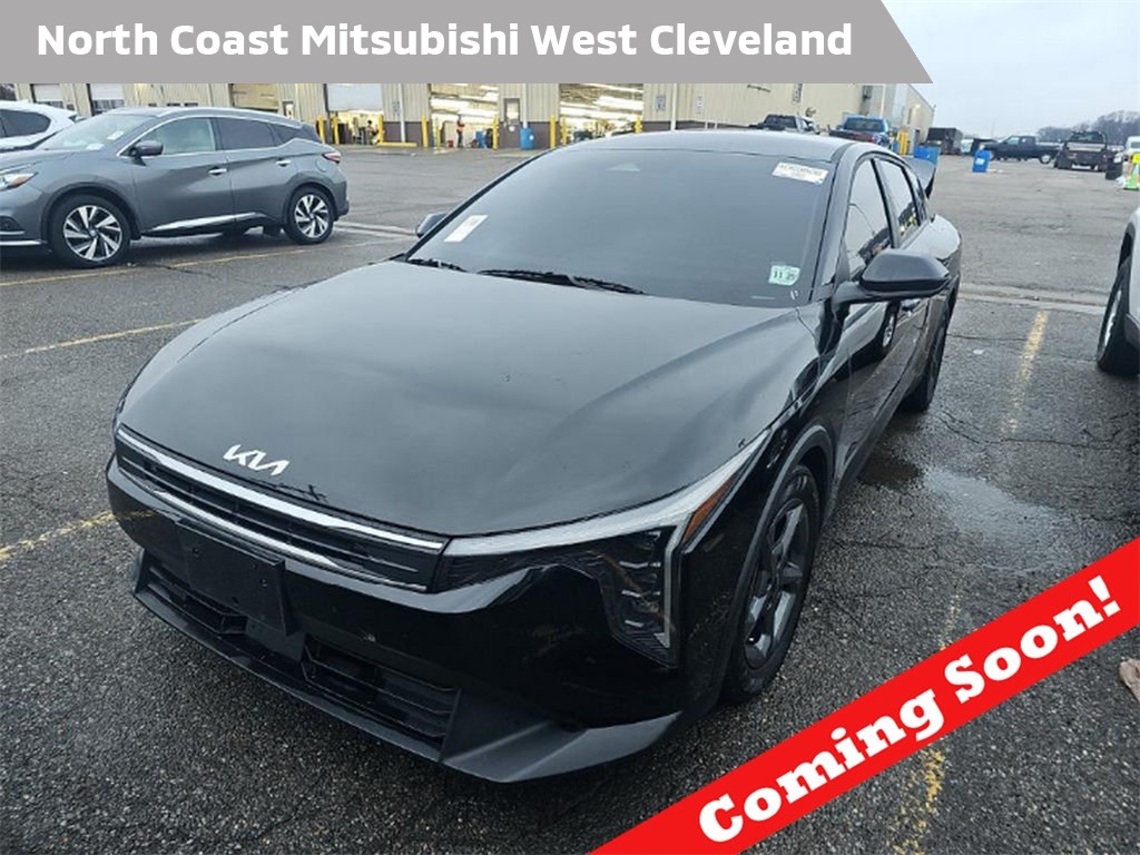 2025 Kia K4 LXS's photo