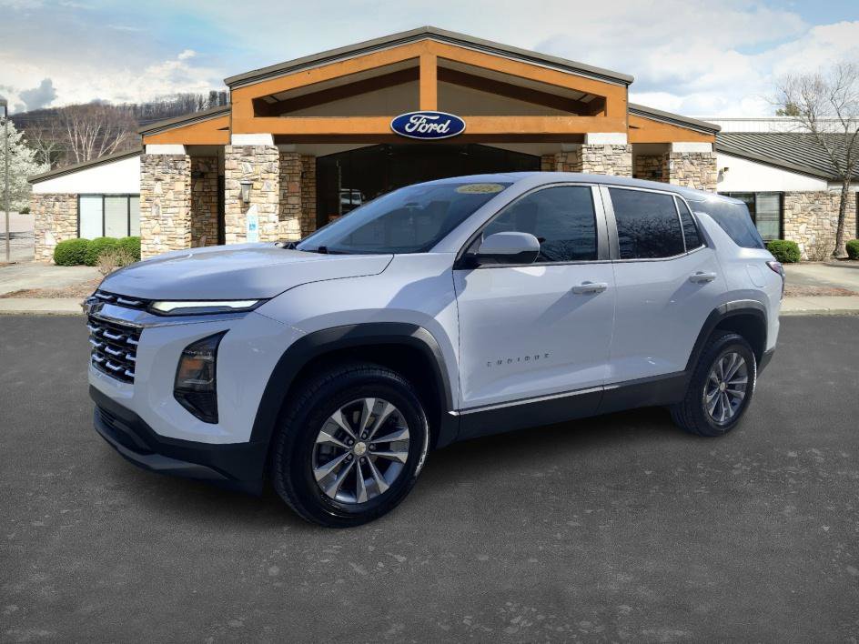 2025 Chevrolet Equinox LT's photo