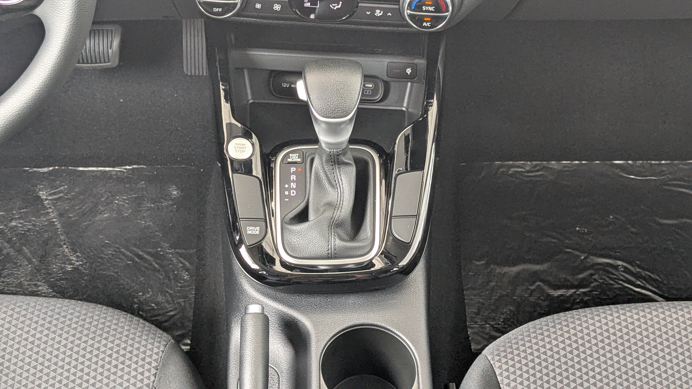2025 Kia Soul S photo 17