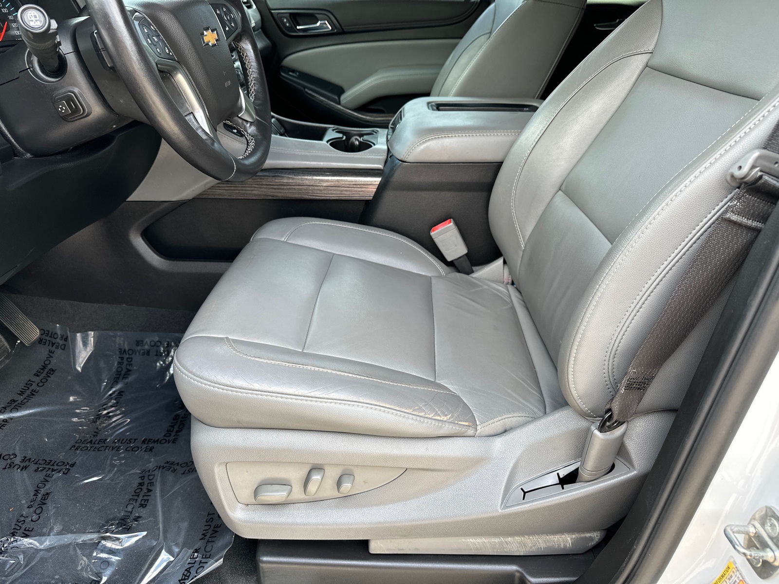 2019 Chevrolet Tahoe LT photo 9