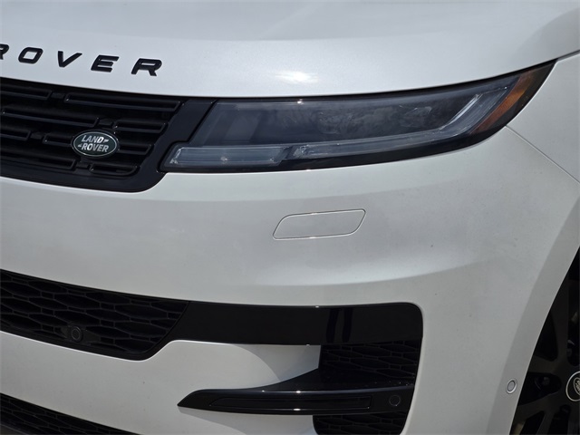2025 Land Rover Range Rover Sport SE photo 5