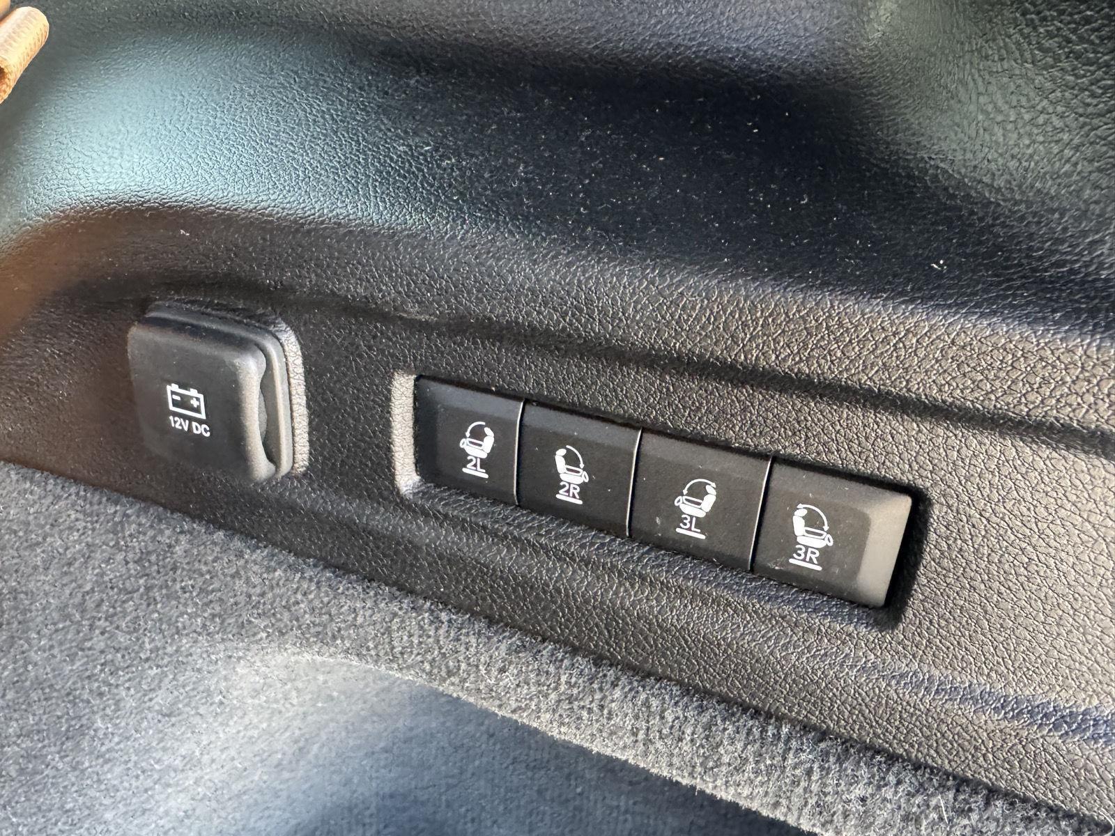 2023 Jeep Grand Cherokee L Summit Reserve photo 26