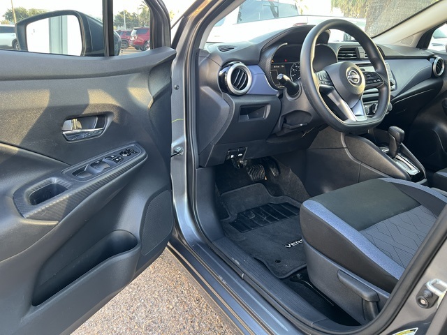 2024 Nissan Versa 1.6 SV photo 19