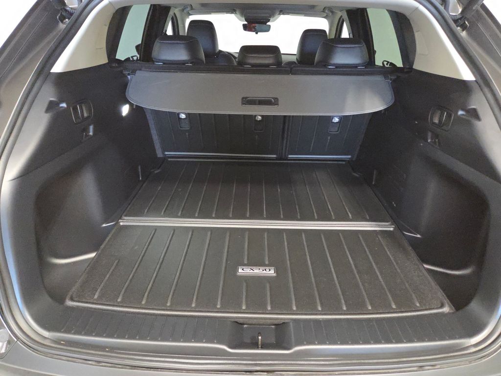 2025 Mazda CX-50 2.5 S Premium photo 17