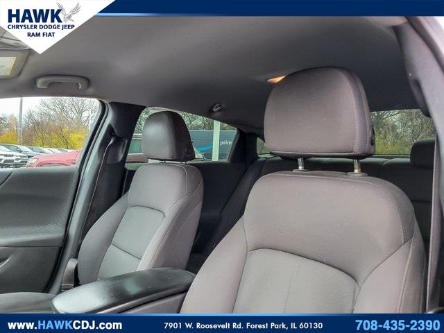 2017 CHEVROLET MALIBU - Image 8