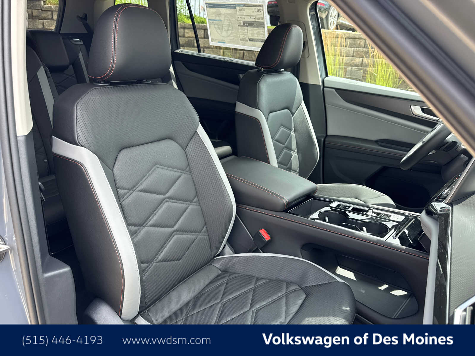 2025 Volkswagen Atlas Peak Edition SE photo 12