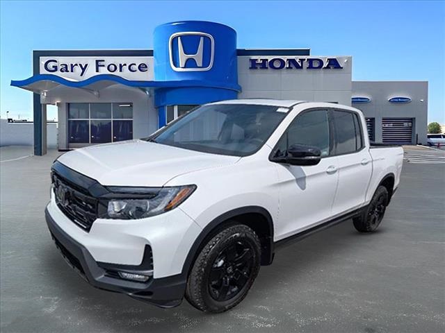 2025 Honda Ridgeline Black Edition photo 3