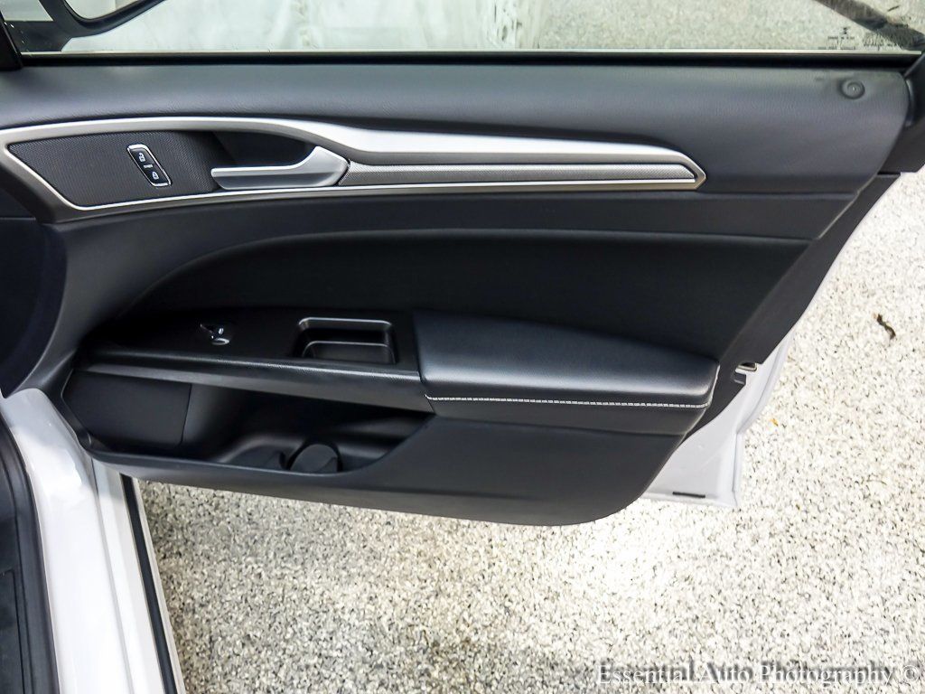 2017 FORD FUSION - Image 23