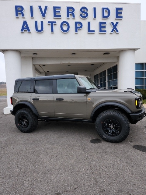 2025 Ford Bronco 4-Door Badlands's photo