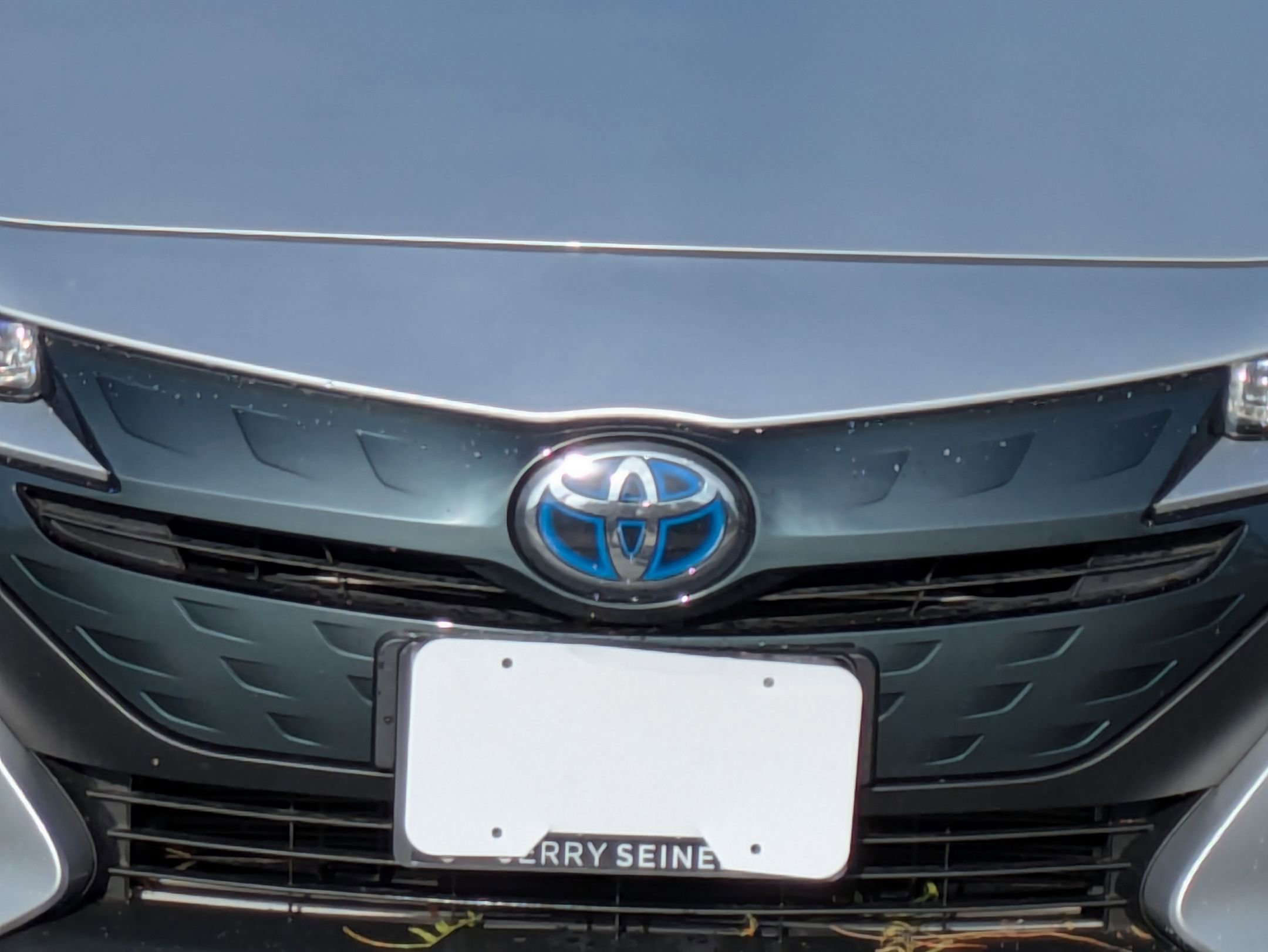 2022 Toyota Prius Prime XLE photo 9