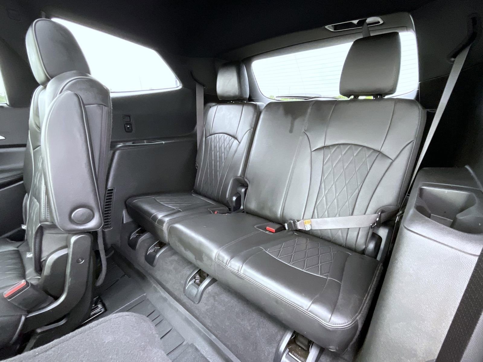2024 Buick Enclave Avenir photo 18