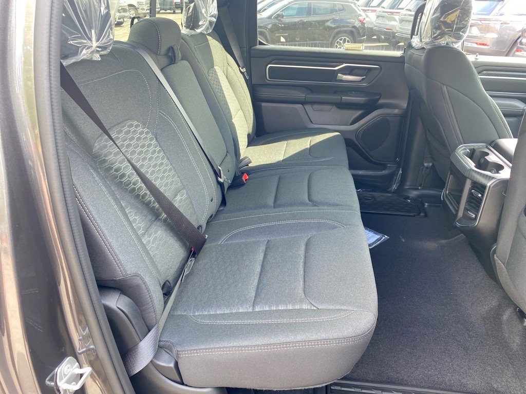 2025 Ram 1500 Big Horn photo 13