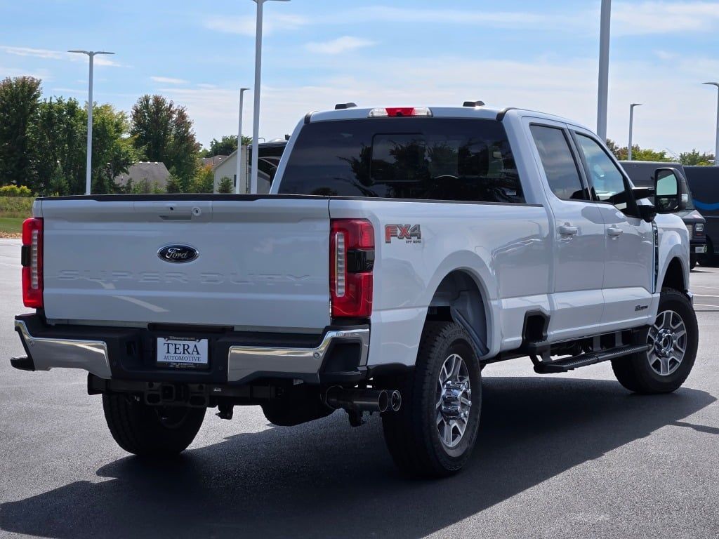 2026 Ford F-350 Lariat photo 10