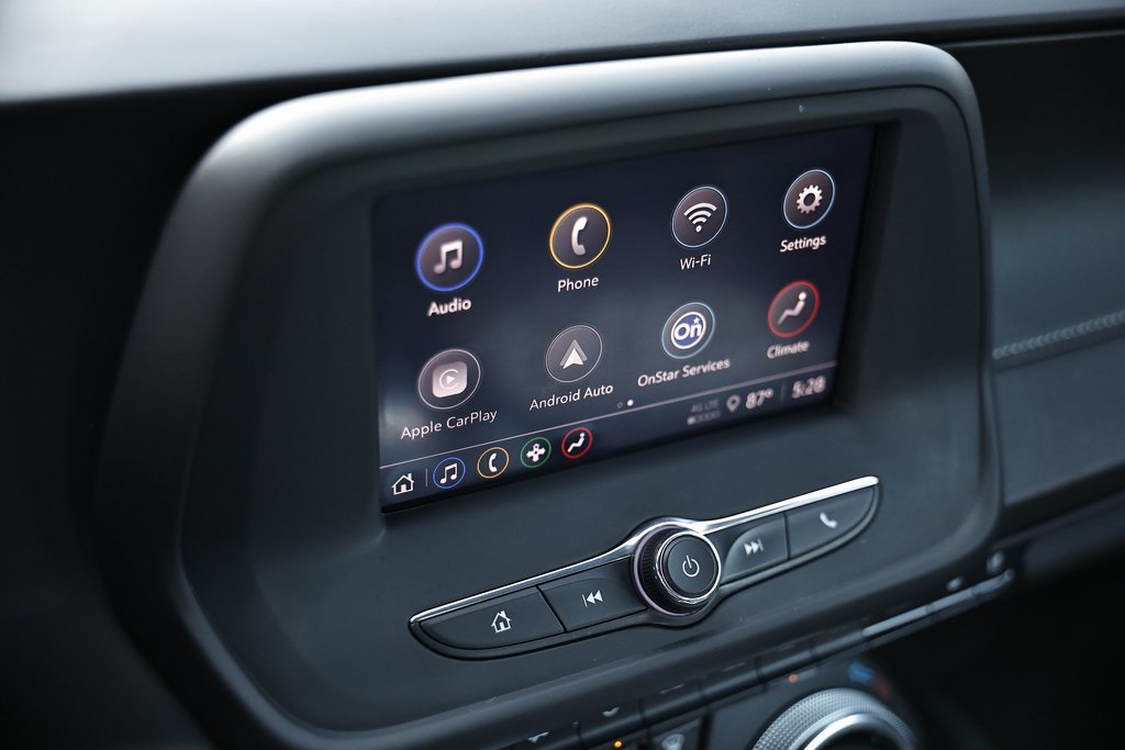 2022 Chevrolet Camaro 2LT photo 31