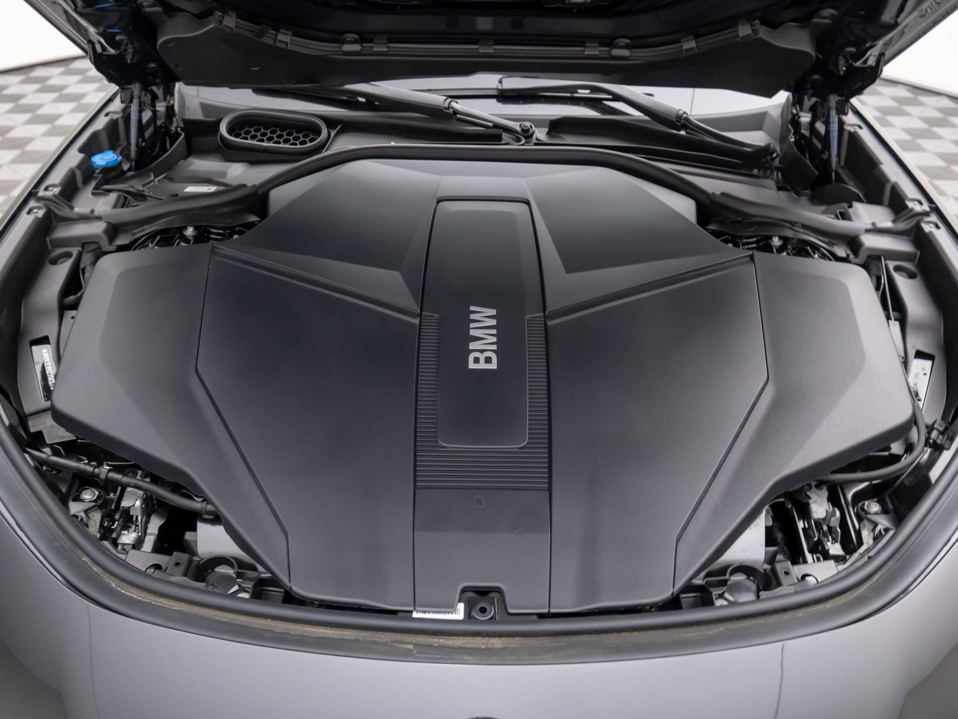 New 2025 Black Sapphire Metallic BMW eDrive50 image 30