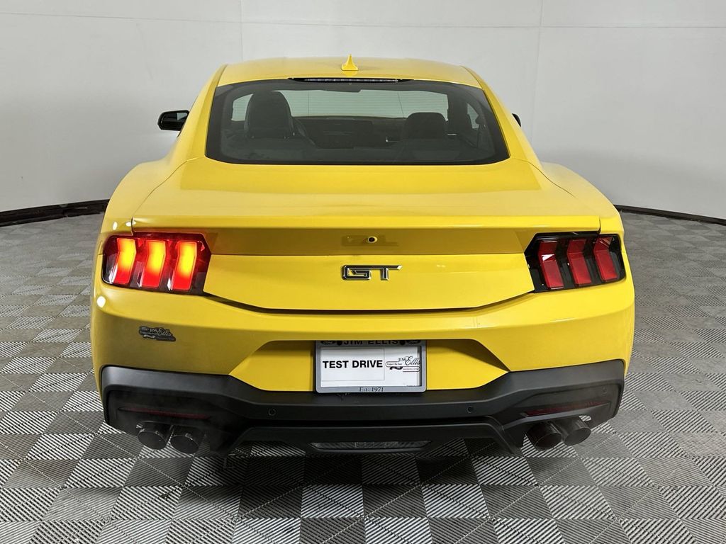 2024 Ford Mustang GT Premium photo 6