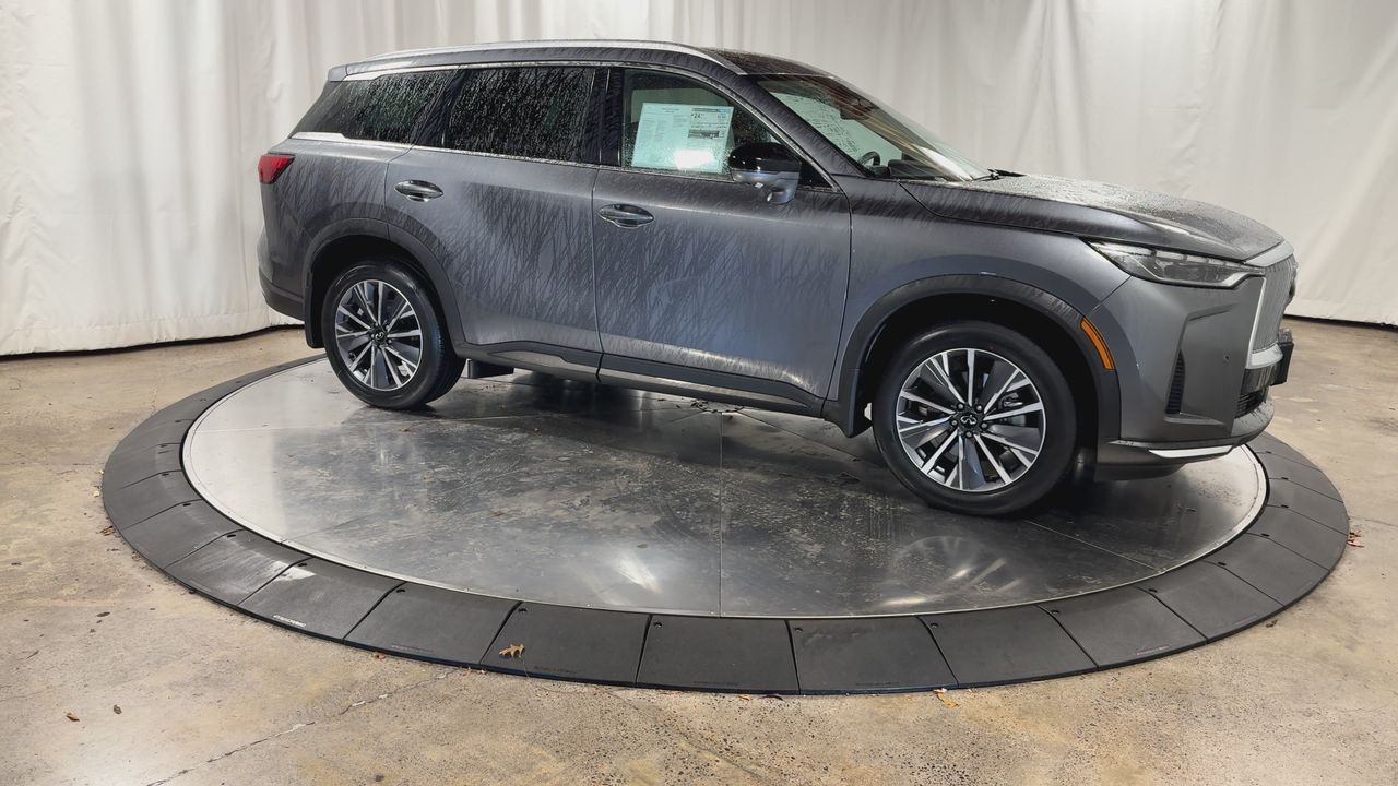 2026 Infiniti QX60 Luxe photo 2