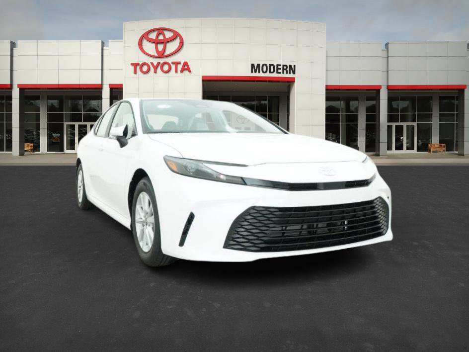 2025 Toyota Camry LE photo 31