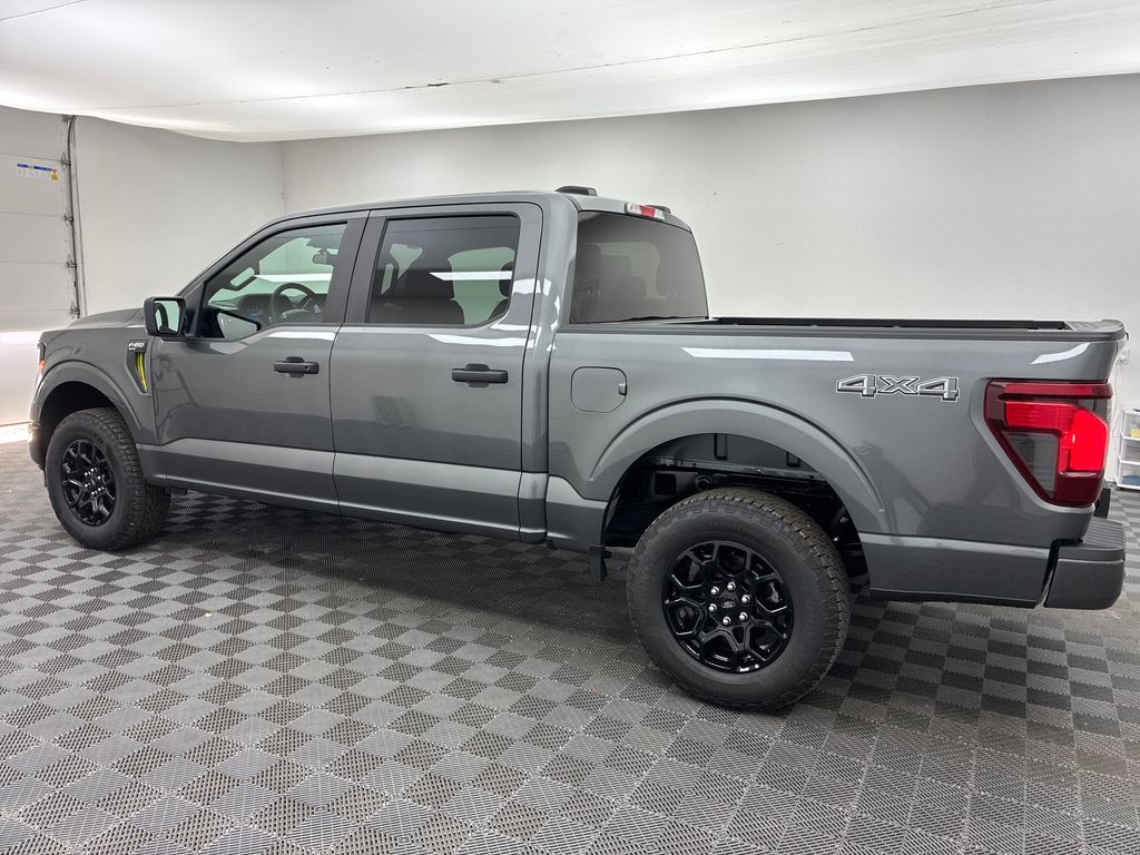 2025 Ford F-150 STX photo 4