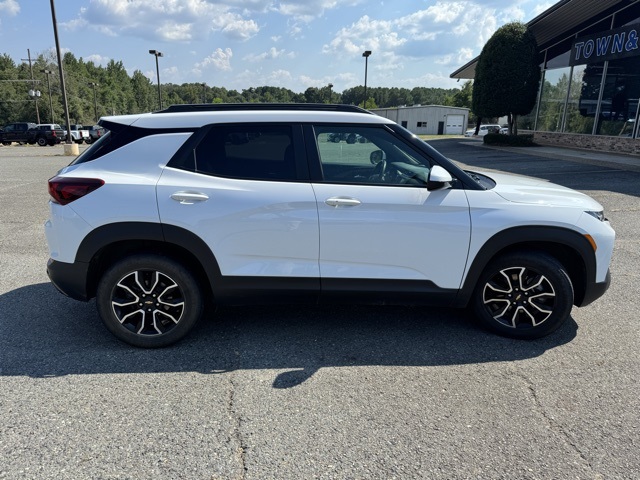 2022 Chevrolet Trailblazer ACTIV photo 2