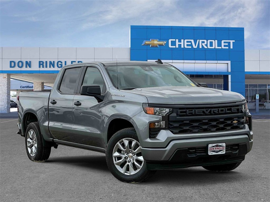 2026 Chevrolet Silverado 1500 Custom's photo