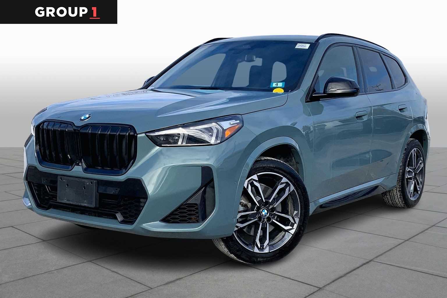 2023 BMW X1 28i's photo