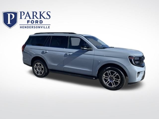 2025 Ford Expedition Active's photo