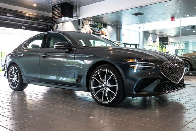 2023 Genesis G70 2.0T