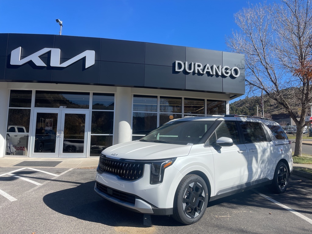 2026 Kia Carnival EX's photo